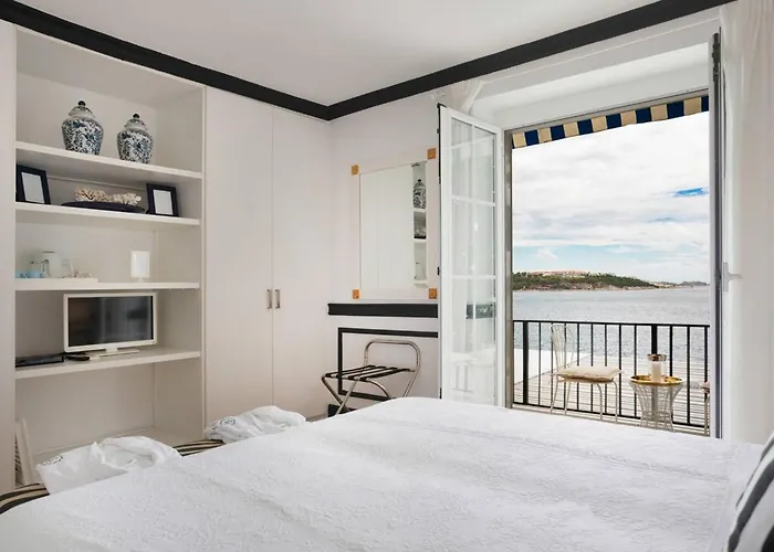 Villa Seafront Sea Diamant For 7 Guests *