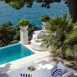Vila Seafront Sea Diamant For 7 Guests