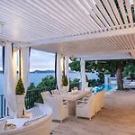 Villa Seafront Sea Diamant For 7 Guests *