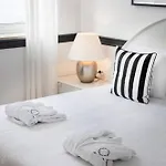 Villa Seafront Sea Diamant For 7 Guests