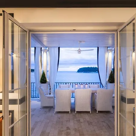 Seafront Sea Diamant For 7 Guests Villa