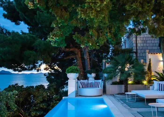 Seafront Sea Diamant For 7 Guests Villa