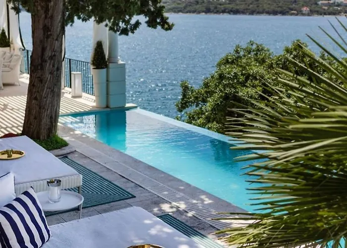 Villa Seafront Sea Diamant For 7 Guests Dubrovnik
