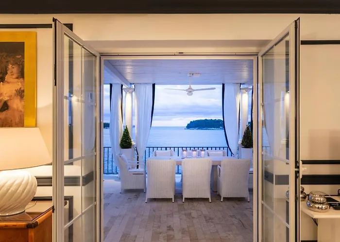 Seafront Sea Diamant For 7 Guests Villa