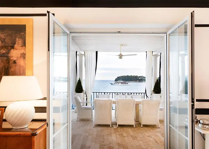 Seafront Sea Diamant For 7 Guests Villa Dubrovnik