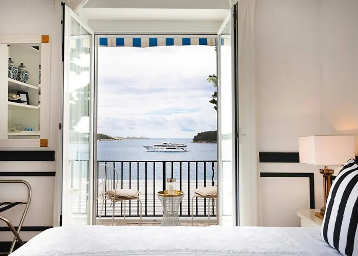 Seafront Sea Diamant For 7 Guests Villa Dubrovnik