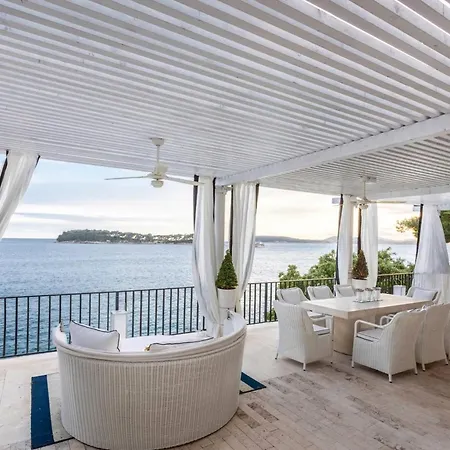 Seafront Sea Diamant For 7 Guests *