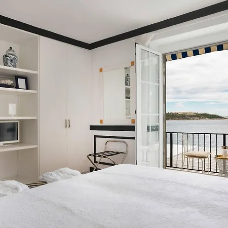 Villa Seafront Sea Diamant For 7 Guests *